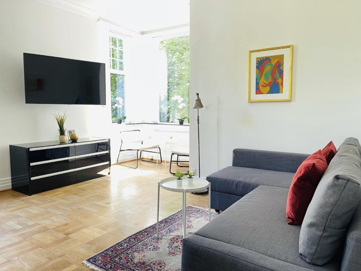 Aday - Aalborg Mansion - Open Bright Apartment With Garden Exterior foto